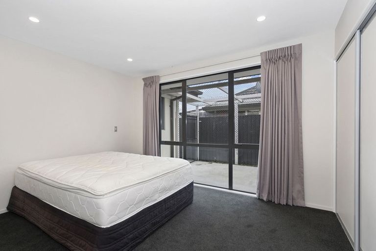 Photo of property in 1/435 Bower Avenue, Parklands, Christchurch, 8083