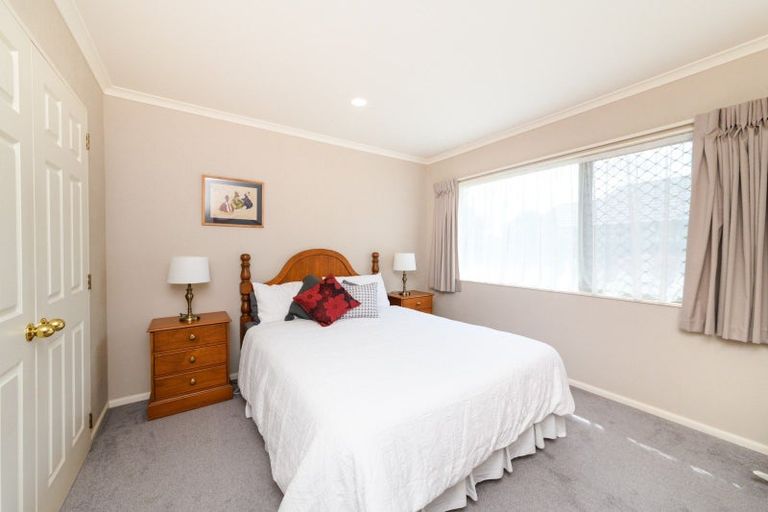 Photo of property in 9 Montana Way, Milson, Palmerston North, 4414