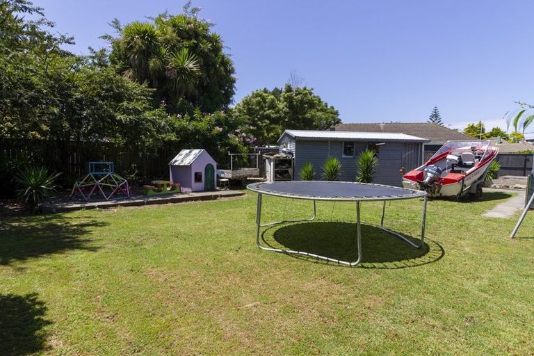Photo of property in 12 Bright Crescent, Maraenui, Napier, 4110