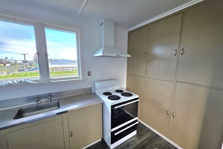 Photo of property in 61 Strange Street, Waitara, 4320