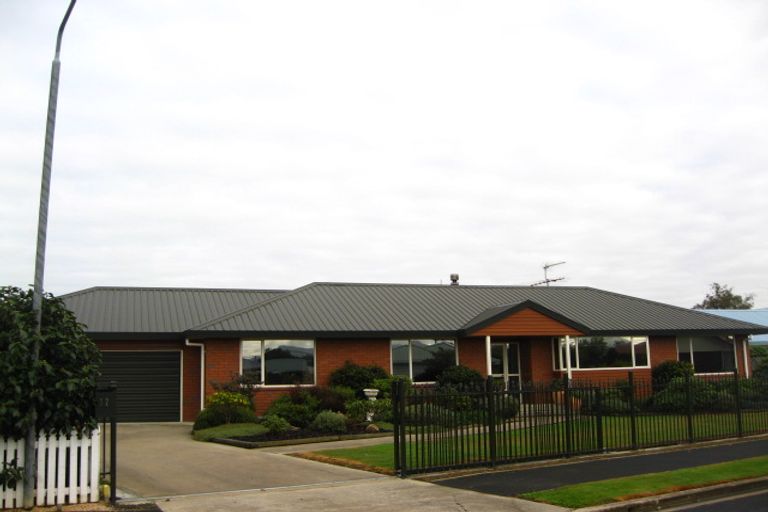 Photo of property in 32 Silverstream Drive, Mosgiel, 9024