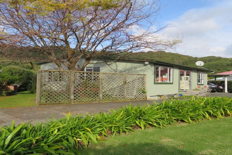 Photo of property in 53 Fortescue Street, Mahia, Nuhaka, 4198