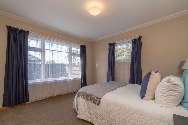 Photo of property in 37 Achilles Street, Burwood, Christchurch, 8061