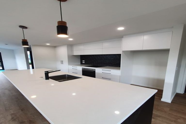 Photo of property in 185 Victoria Street West, Pukekohe, 2120