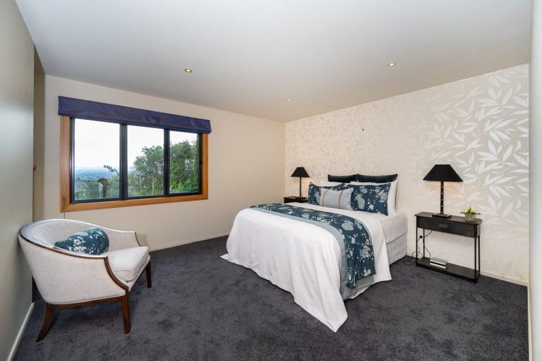 Photo of property in 6 Hikanui Place, Havelock North, 4130