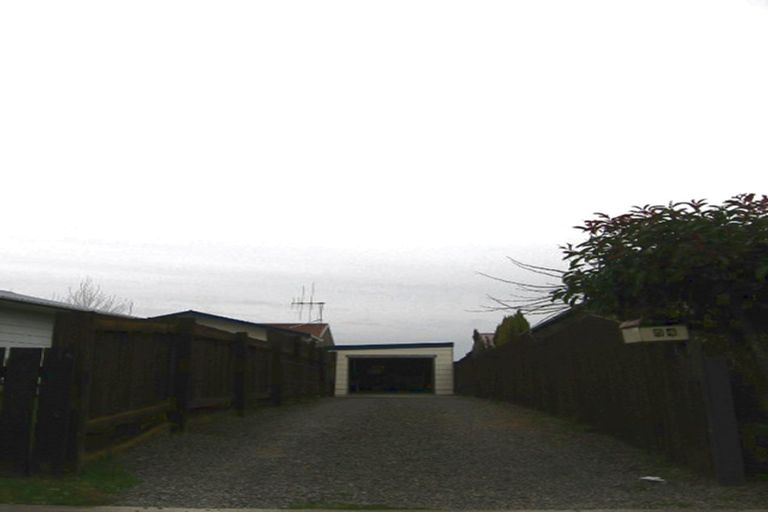 Photo of property in 54 Benmore Avenue, Cloverlea, Palmerston North, 4412