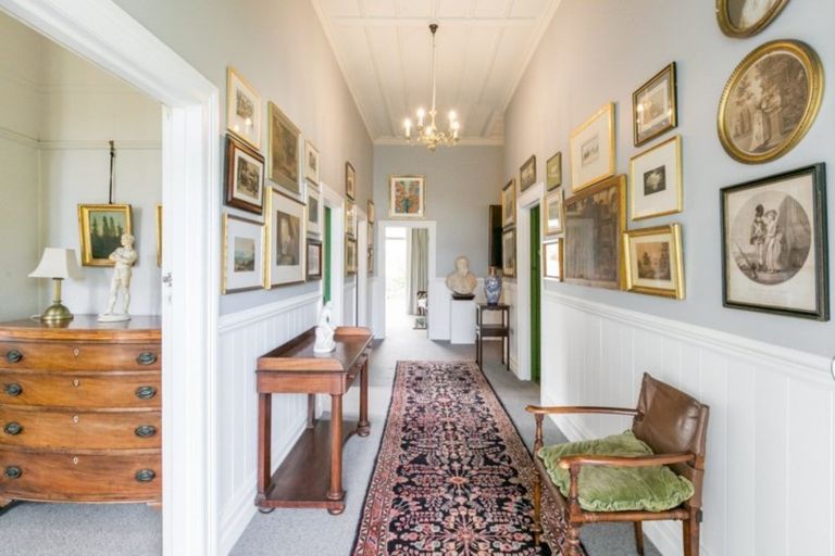 Photo of property in Finnis House, 31 Napier Terrace, Hospital Hill, Napier, 4110