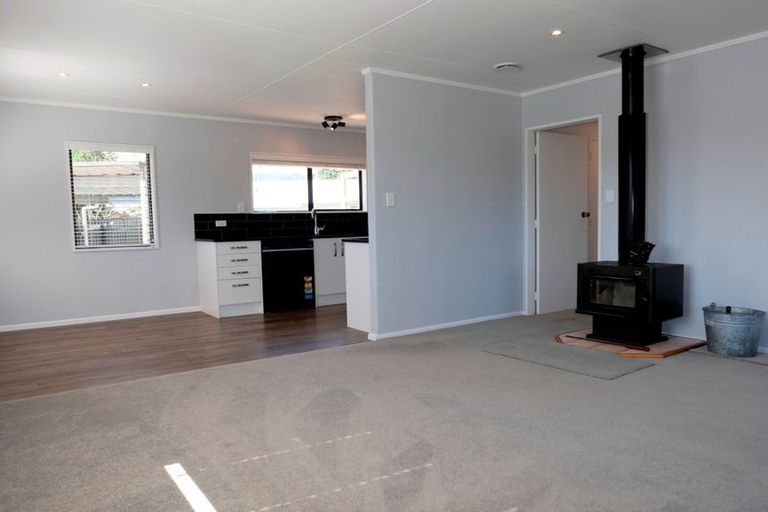 Photo of property in 19 Linwood Drive, Paraparaumu, 5032
