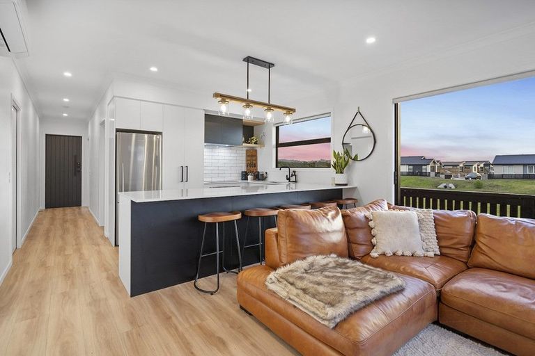 Photo of property in 8 Manaia Place, Papamoa, 3118