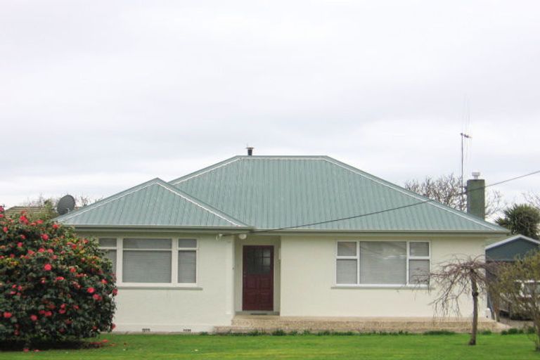 Photo of property in 4 Tasman Street, Levin, 5510