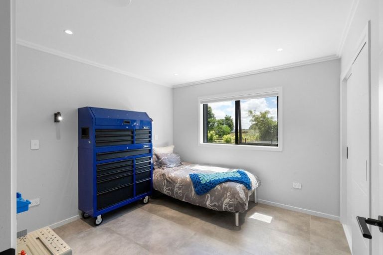 Photo of property in 324 Kimberley Road, Levin, 5571