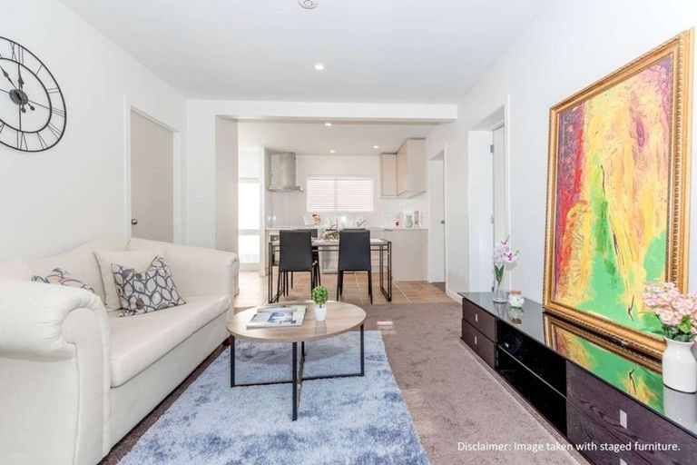 Photo of property in 2/9 Vine Street, Mangere East, Auckland, 2024