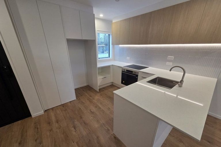 Photo of property in 5/13 Donald Place, St Albans, Christchurch, 8014