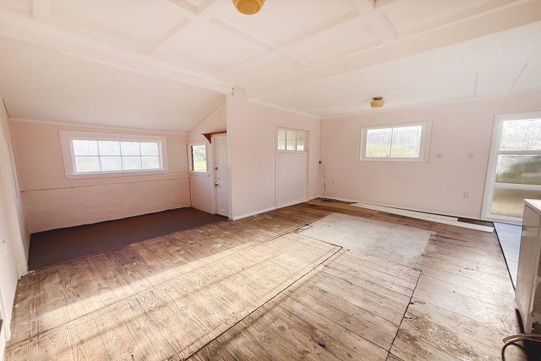 Photo of property in 30 Muri Street, Aramoana, Port Chalmers, 9082