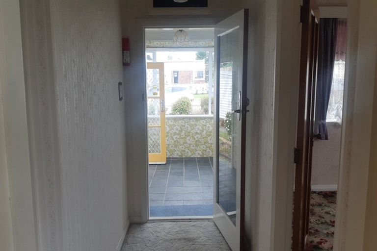 Photo of property in 16 Achilles Street, Stratford, 4332