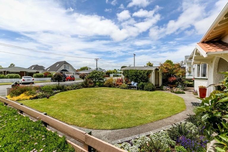 Photo of property in 8 Norman Street, Lower Vogeltown, New Plymouth, 4310