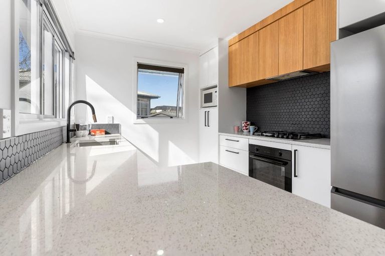 Photo of property in 20b Adams Road, Manurewa, Auckland, 2102