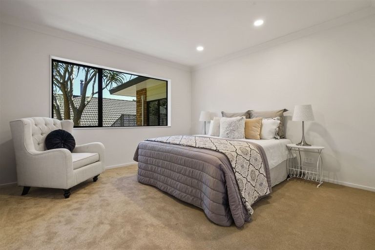 Photo of property in 44 Wairere Road, The Gardens, Auckland, 2105