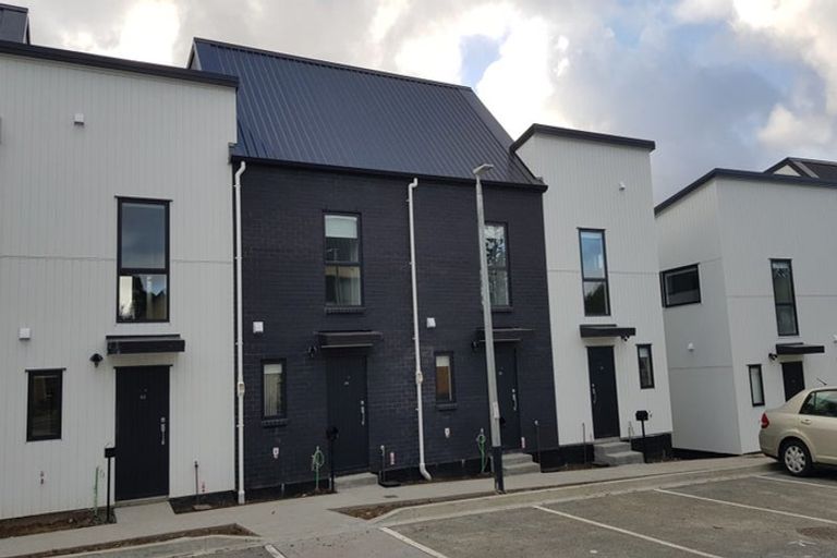 Photo of property in 2/125b Metcalfe Road, Ranui, Auckland, 0612