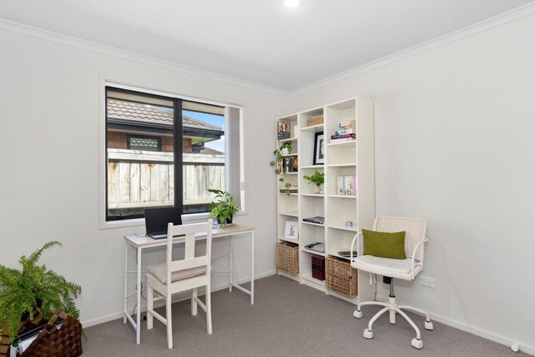 Photo of property in 54 Carrington Drive, Papamoa Beach, Papamoa, 3118