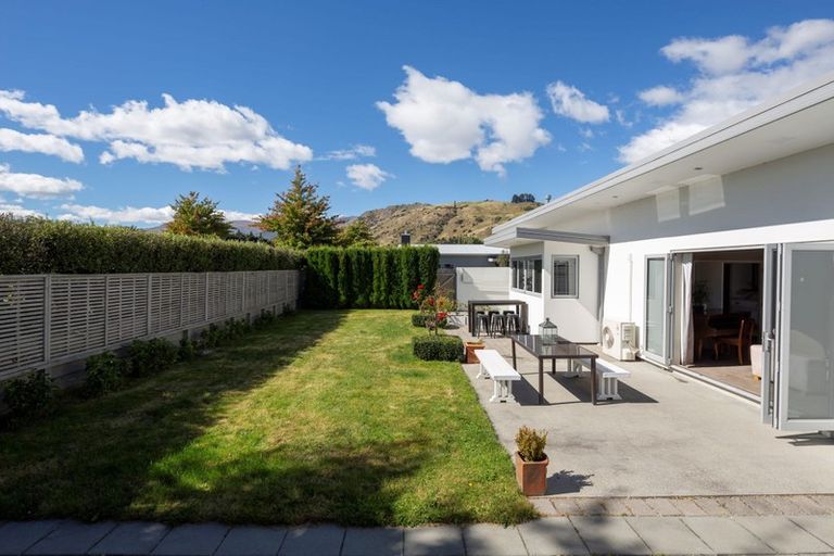 Photo of property in 63 Erskine Street, Lake Hayes, Queenstown, 9304
