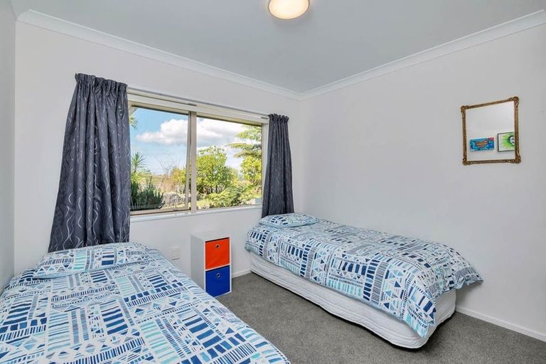 Photo of property in 150 Kennedy Road, Dairy Flat, Albany, 0792