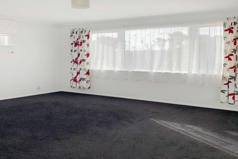 Photo of property in 31 Simpson Road, Ranui, Auckland, 0612