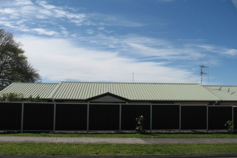 Photo of property in 1 Homestead Place, Welcome Bay, Tauranga, 3112