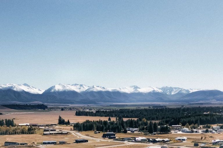 Photo of property in 19 Peak Drive, Twizel, 7901