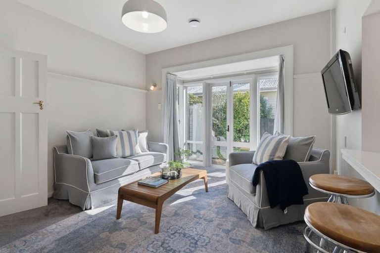 Photo of property in 4 Kenwyn Avenue, St Albans, Christchurch, 8052