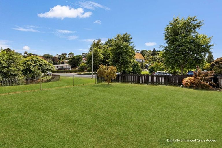 Photo of property in 25 Reynolds Road, Pukekohe, 2120