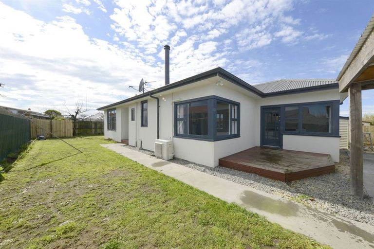 Photo of property in 17a Ottawa Road, Wainoni, Christchurch, 8061