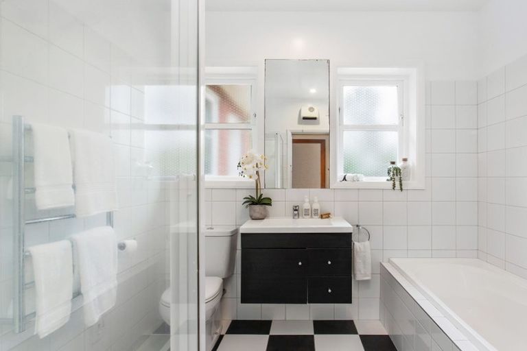 Photo of property in 16 Bounty Street, Bryndwr, Christchurch, 8053