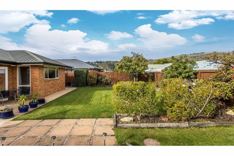 Photo of property in 67 Mauger Drive, Heathcote Valley, Christchurch, 8022