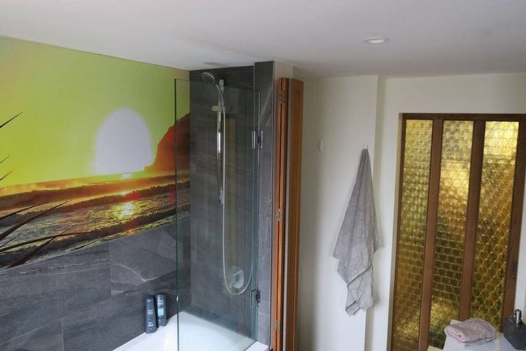 Photo of property in 17 Howe Street, New Brighton, Christchurch, 8083