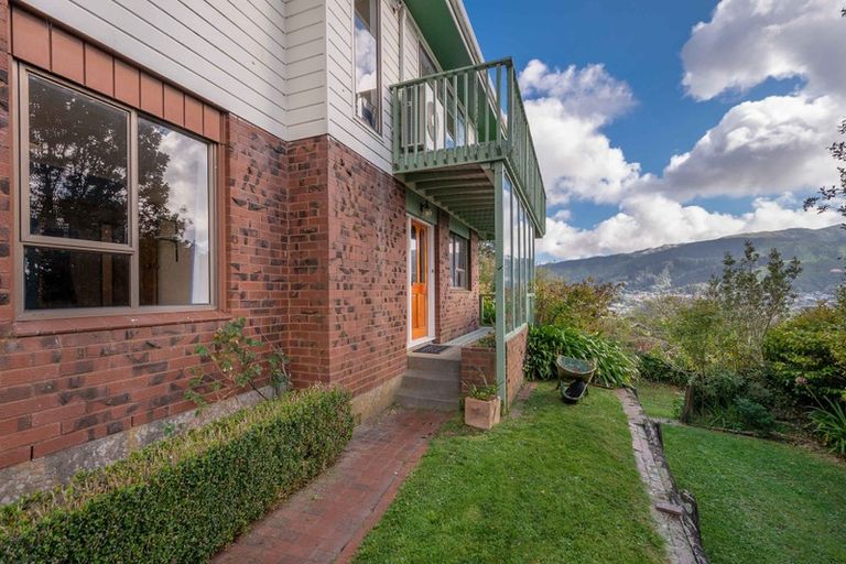 Photo of property in 54 Woodman Drive, Tawa, Wellington, 5028