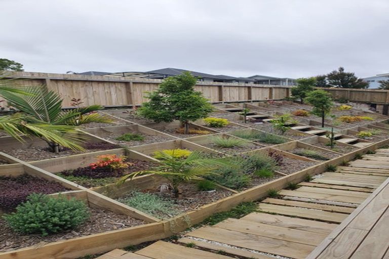 Photo of property in 32 Eagles Way, Cable Bay, 0420