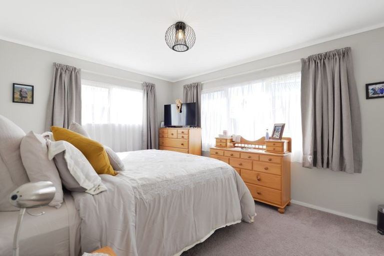 Photo of property in 68 Dixon Road, Glenview, Hamilton, 3206