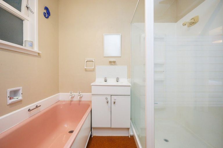 Photo of property in 31 Roore Street, Foxton Beach, Foxton, 4815