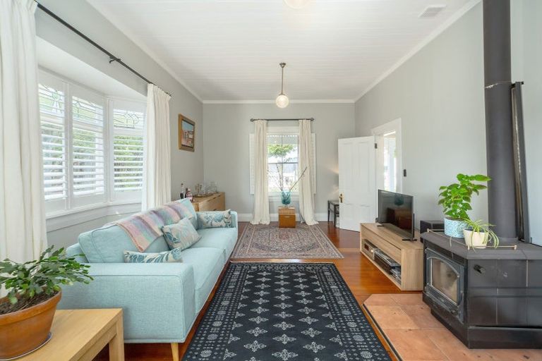 Photo of property in 234 Main Street, Greytown, 5712