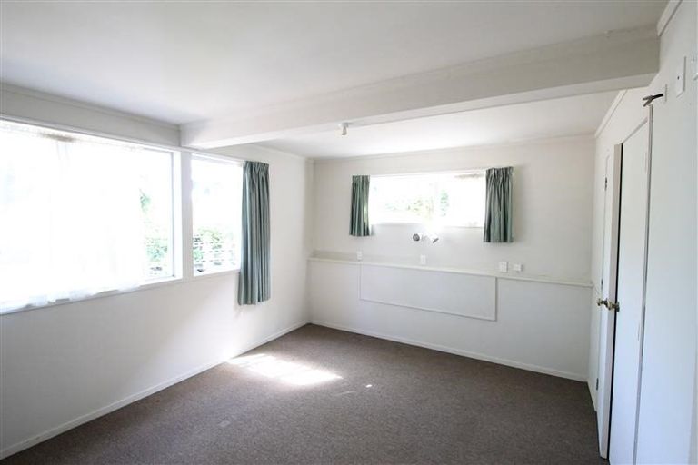 Photo of property in 82 Advene Road, Cockle Bay, Auckland, 2014