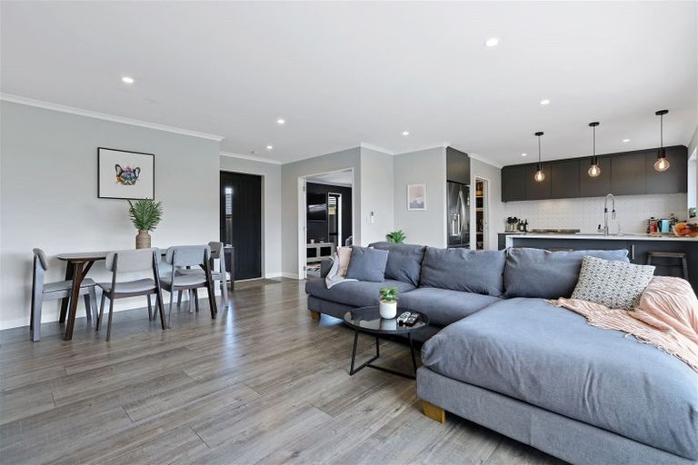 Photo of property in 12 Whincops Road, Halswell, Christchurch, 8025