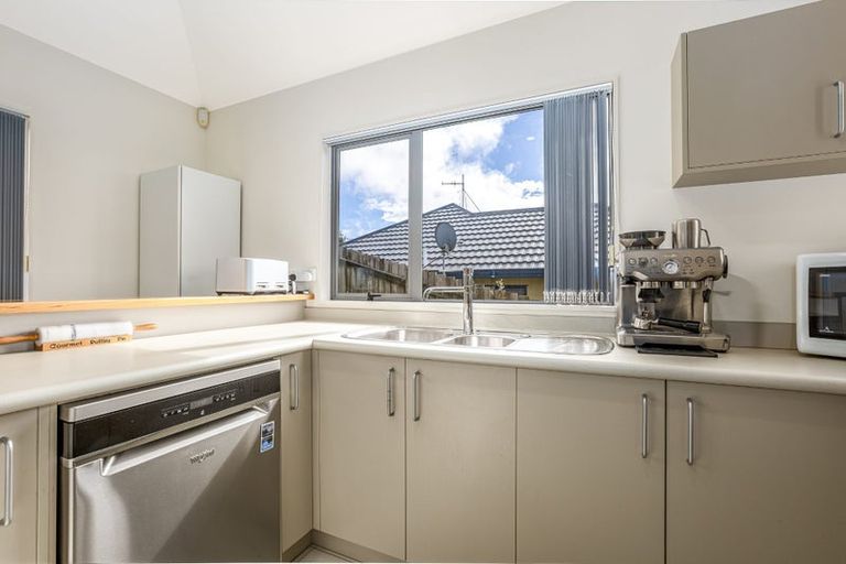 Photo of property in 3 Tolhurst Street, Johnsonville, Wellington, 6037