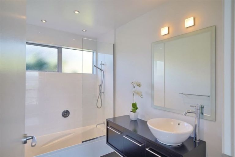 Photo of property in 78 Cannon Hill Crescent, Mount Pleasant, Christchurch, 8081