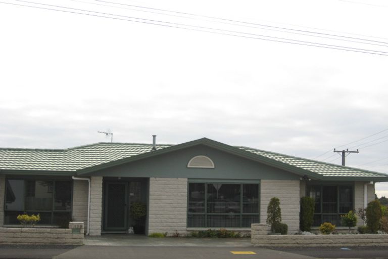 Photo of property in 138 Tukapa Street, Westown, New Plymouth, 4310