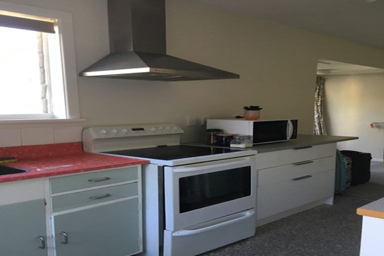 Photo of property in 1 Liardet Street, Vogeltown, Wellington, 6021