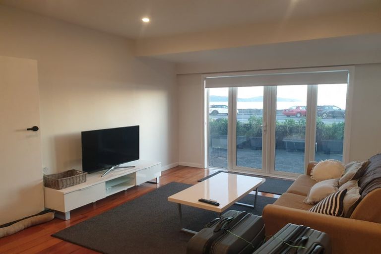 Photo of property in 237 The Esplanade, Petone, Lower Hutt, 5012