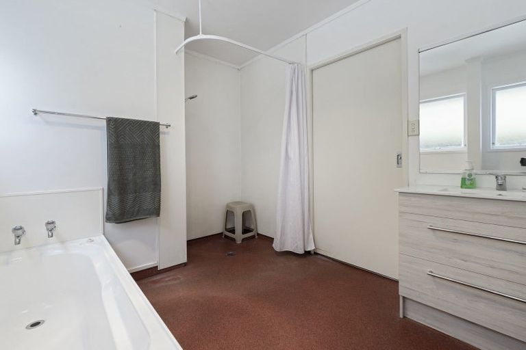 Photo of property in 394 Ngatai Road, Bellevue, Tauranga, 3110