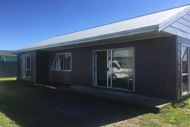 Photo of property in 10b Kilkee Terrace, Flaxmere, Hastings, 4120