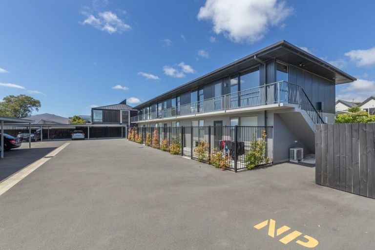 Photo of property in 1/22 Springfield Road, Saint Albans, Christchurch, 8014